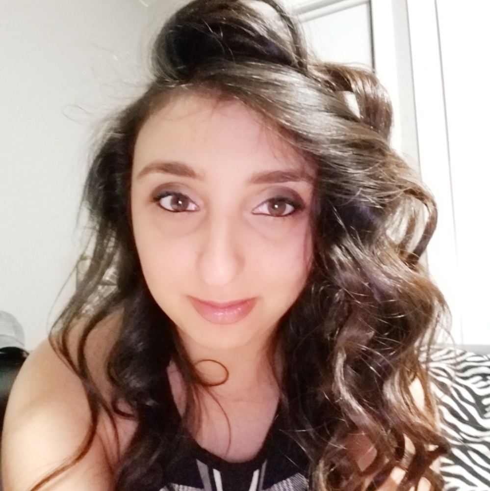 Meet your Posher, Mariam